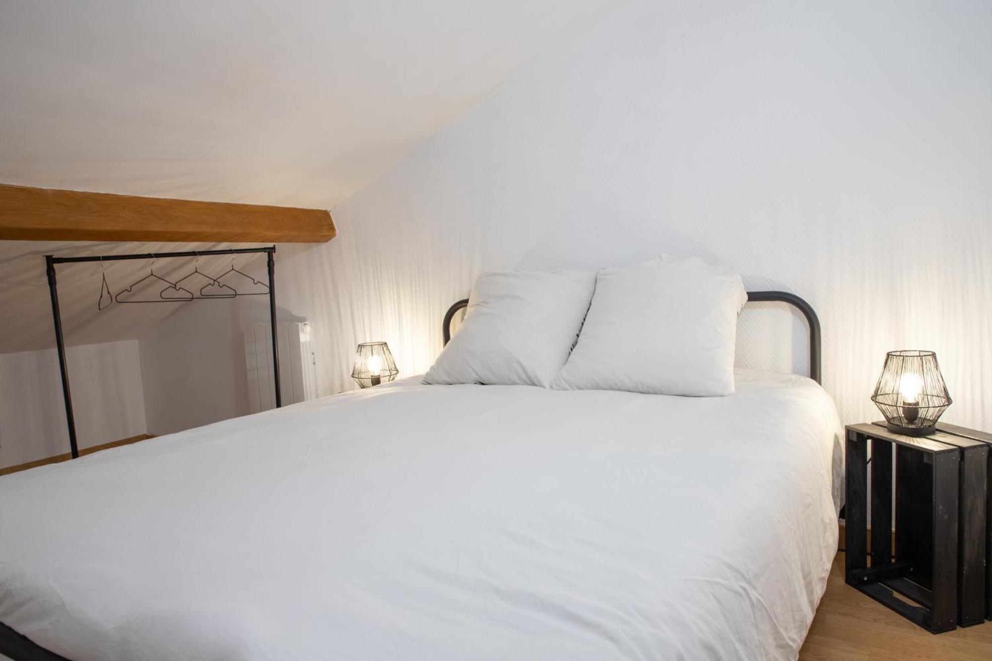 Ferienwohnung Grand Duplex Avec Billard Villeneuve-Tolosane Exterior foto